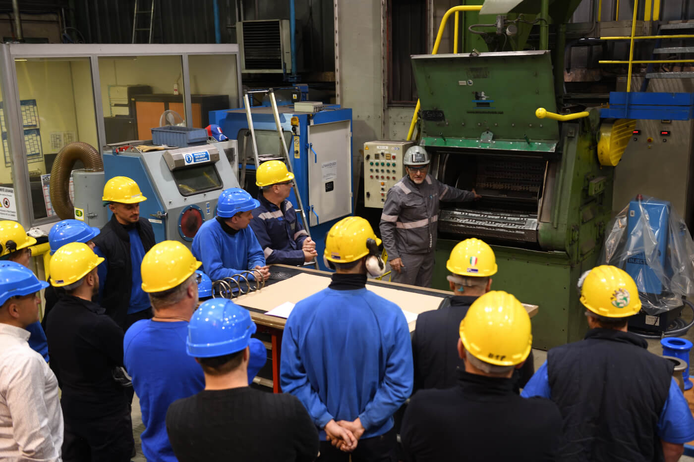 Migliorare l’efficienza della sabbiatura: la gestione strategica del mix operativo